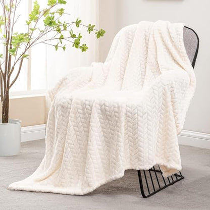 Super Soft Throw Blanket Premium Silky Flannel Fleece Leaves Pattern Lightweight Bed Blanket All Season Use