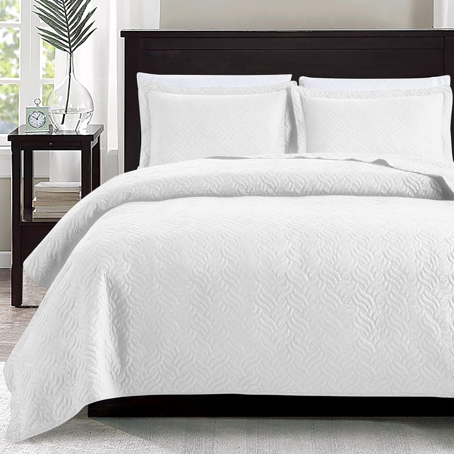 Cabin Quilts Set Summer Quilt Lightweight Microfiber Bedspread Coin Pattern Coverlet for All Season - 3 Piece (1 Quilt, 2 Pillow Shams)