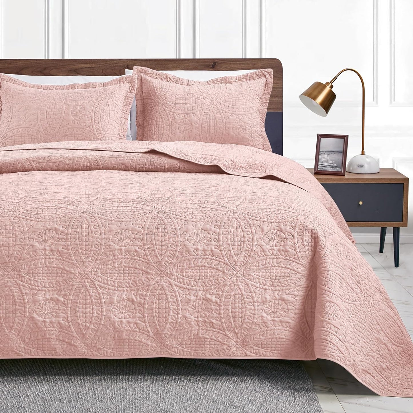 Cabin Quilts Set Summer Quilt Lightweight Microfiber Bedspread Coin Pattern Coverlet for All Season - 3 Piece (1 Quilt, 2 Pillow Shams)