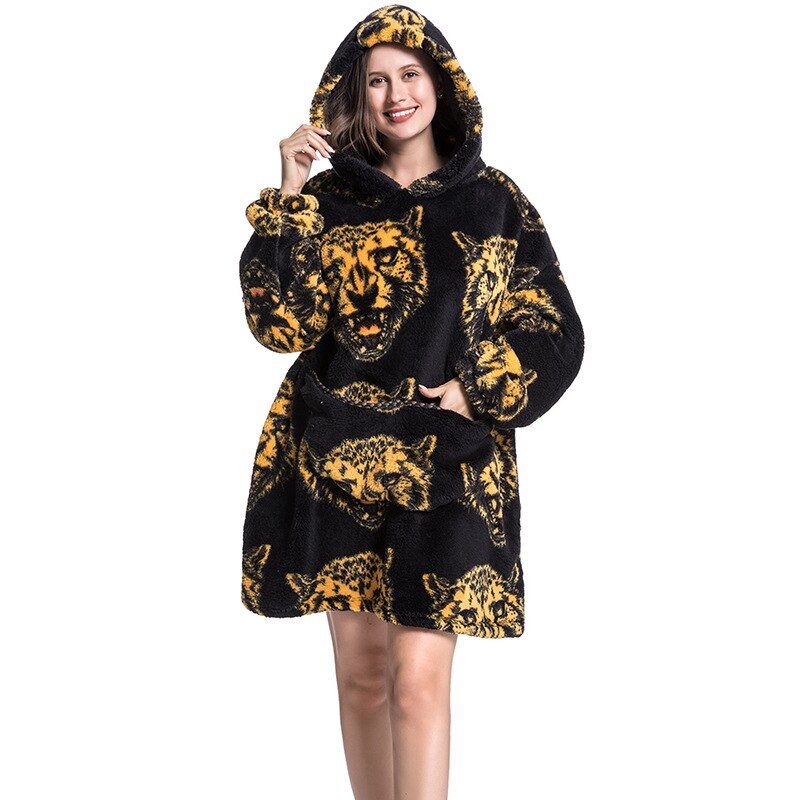 Wearable Blanket Hoodie Sweatshirt Women Printed Wearable Blankets Fleece Warm Kids Sleepwear Lazy TV Giant Blanket